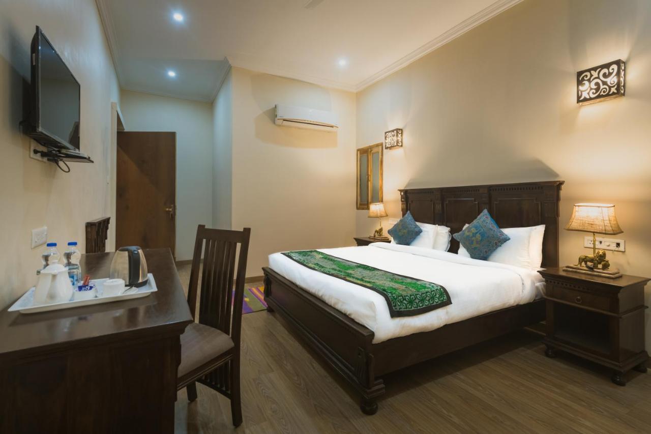Hotel Dev Garh ไจซัลเมอร์ ภายนอก รูปภาพ