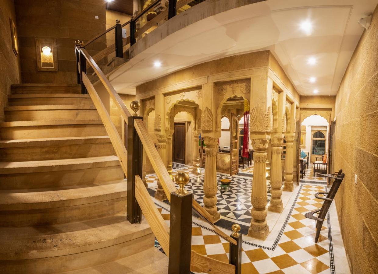 Hotel Dev Garh ไจซัลเมอร์ ภายนอก รูปภาพ
