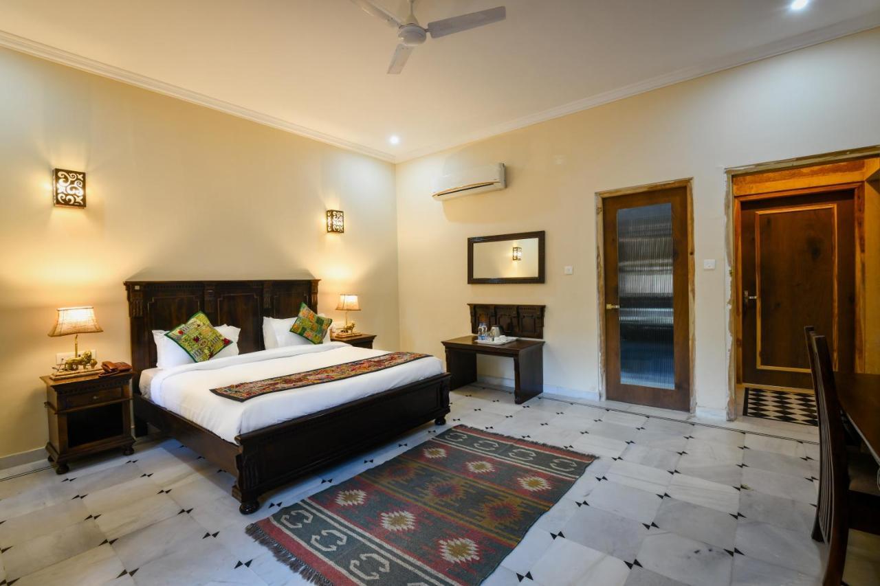 Hotel Dev Garh ไจซัลเมอร์ ภายนอก รูปภาพ